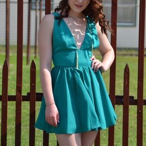 Tobi deep V-neck cocktail dress